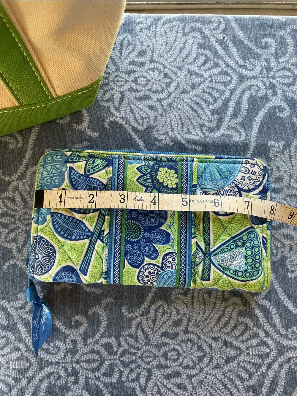 Vera Bradley Blue Ribbon Zip Pull with Lime Green Trim - Picture 4 of 4